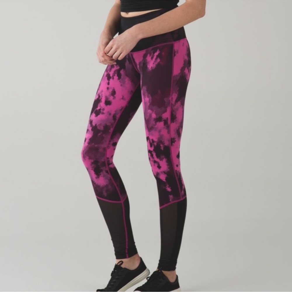 LULULEMON- Sweaty Endeavor Tight High Waisted